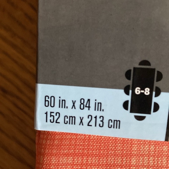 Hometrends striped tablecloth. - Picture 3 of 4